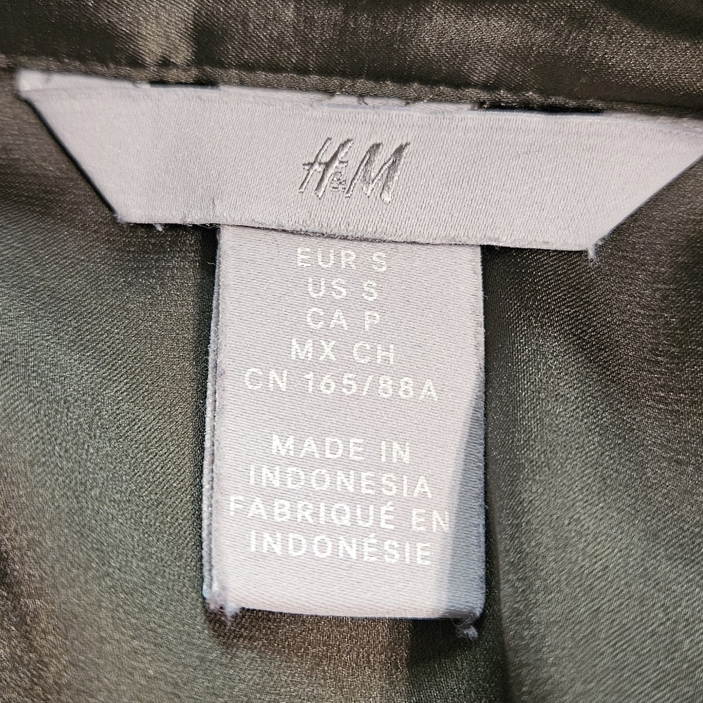 H&M Olive Button Down Shirt - Picture 4 of 5